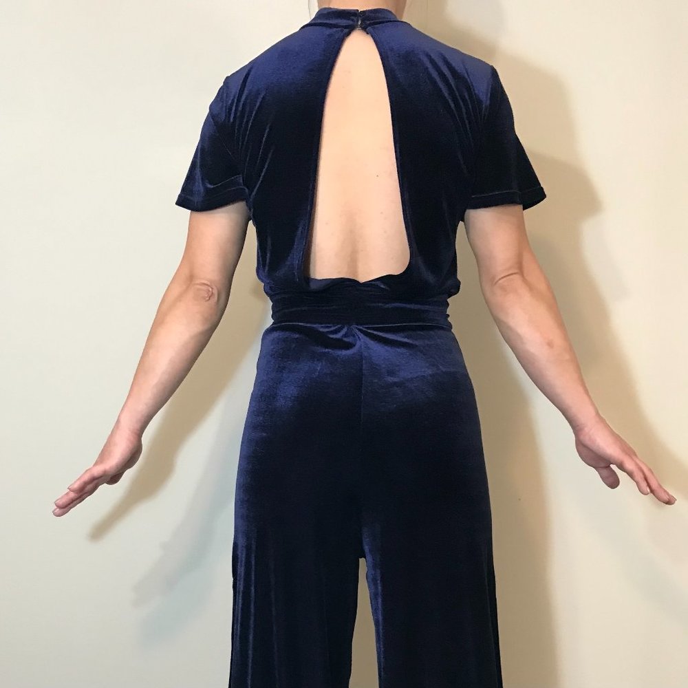 Gorgeous Navy Blue Velvet Romper - Picture 4 of 13